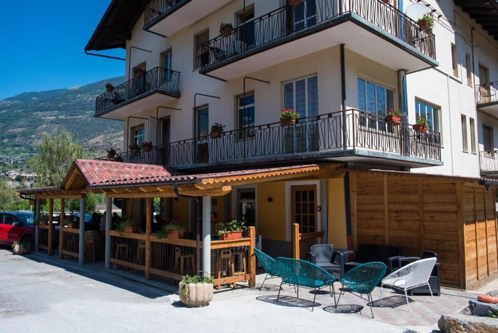 La Maison Hotel Aymavilles Exterior photo